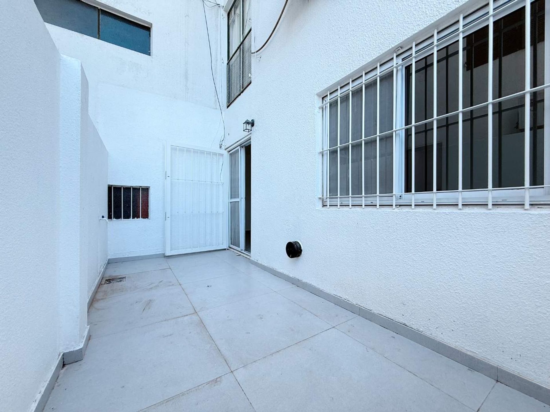 Venta Dpto Recilado 2 Amb. con Patio en La Lucila!