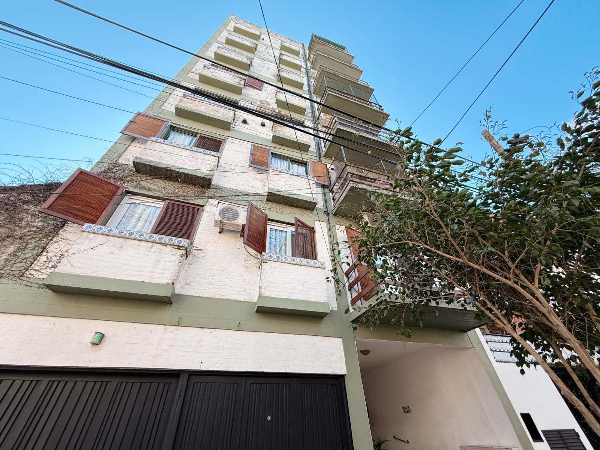 Venta Dpto Recilado 2 Amb. con Patio en La Lucila!