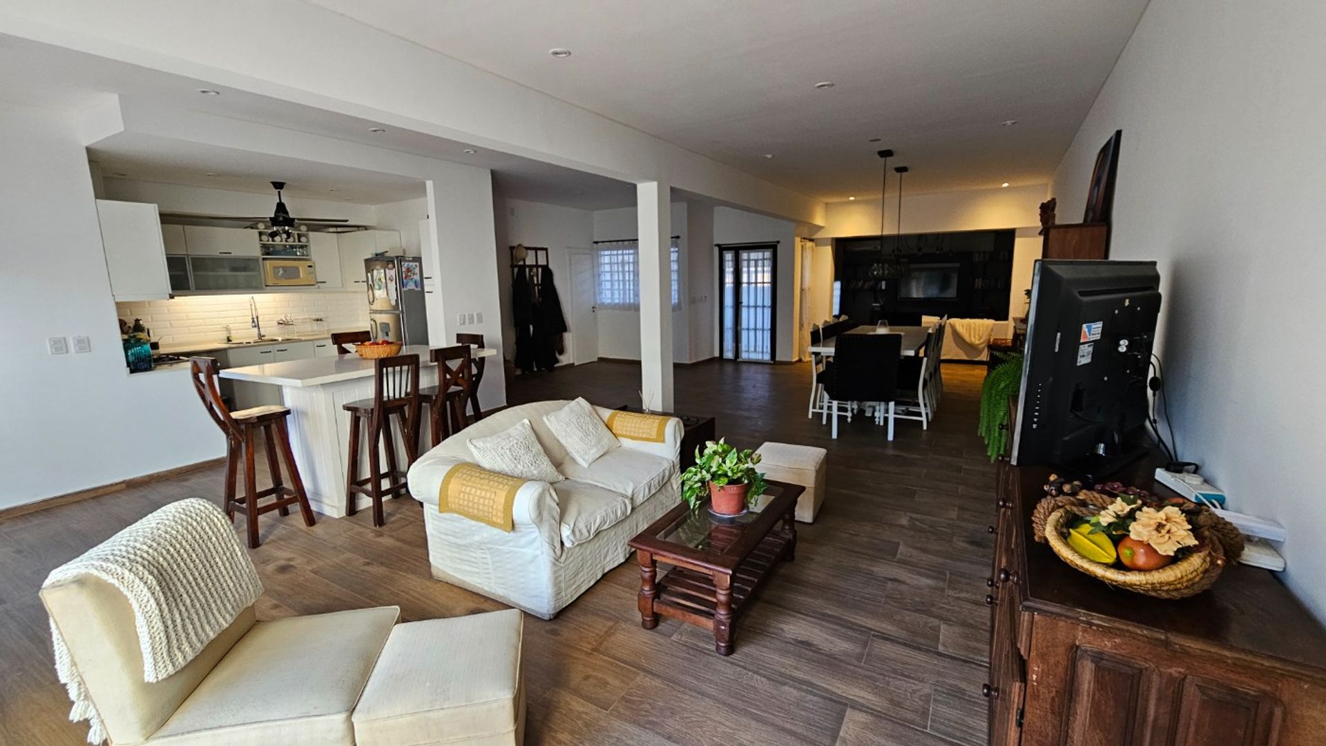 Florida Oeste Casa Venta 5 Amb Cochera Y Pileta