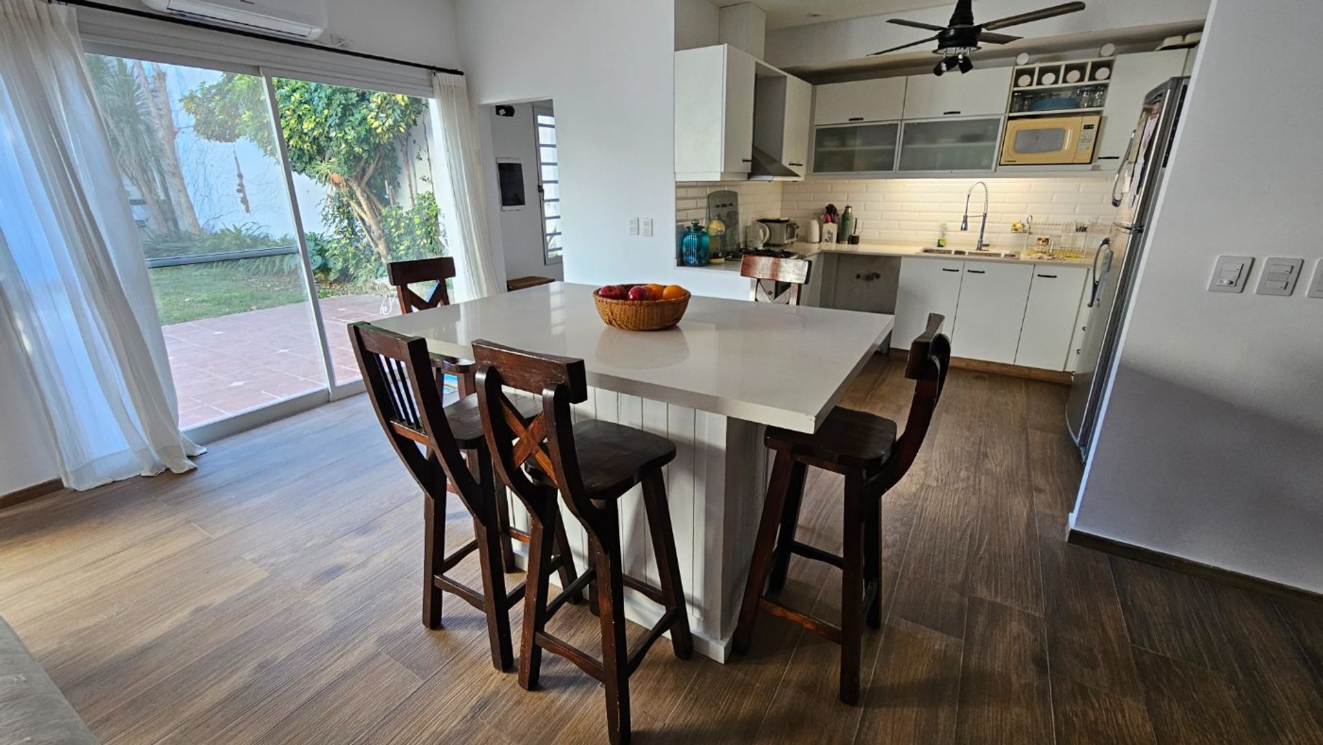 Florida Oeste Casa Venta 5 Amb Cochera Y Pileta