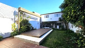 Florida Oeste Casa Venta 5 Amb Cochera Y Pileta