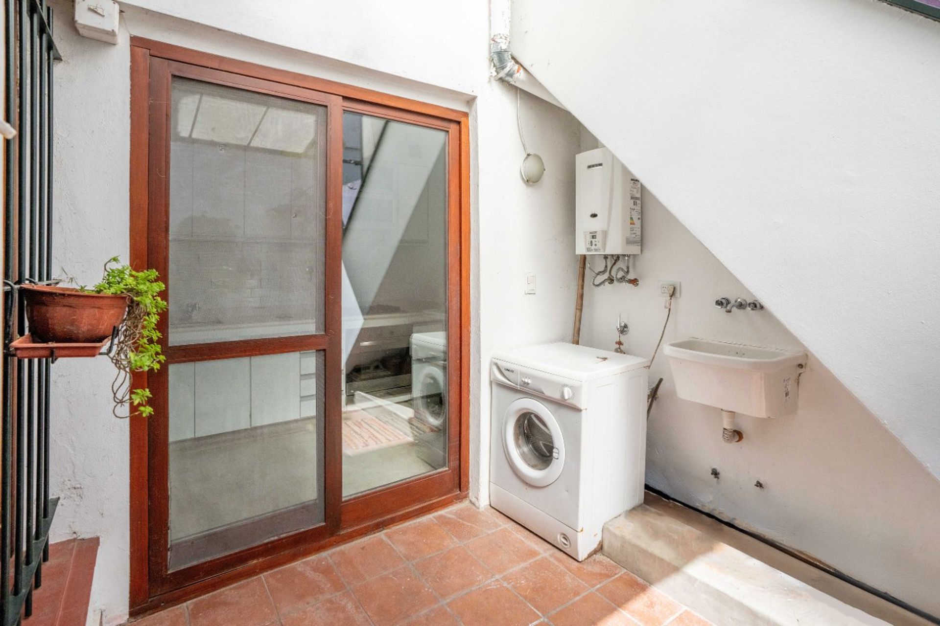 Venta Ph 2 amb escritorio con terraza y patio
