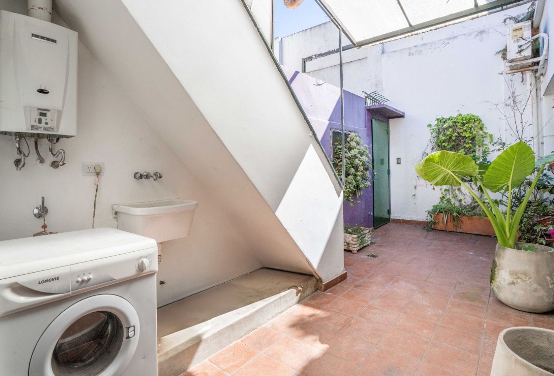 Venta Ph 2 amb escritorio con terraza y patio