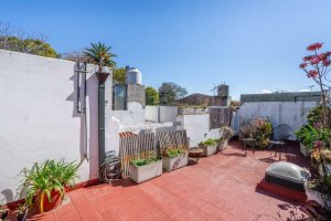 Venta Ph 2 1/2 ambientes con terraza a nuevo!