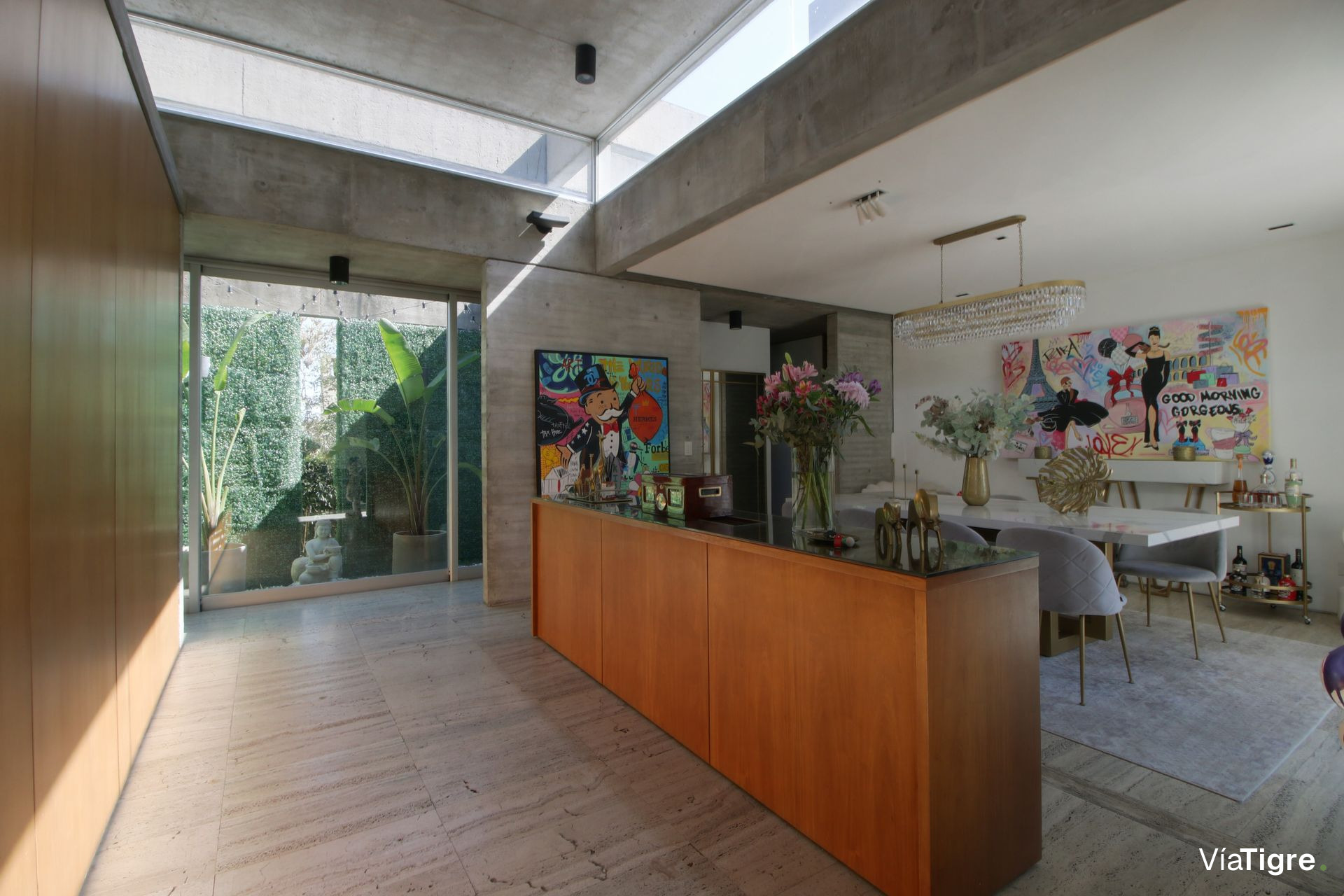 Venta casa al agua, diseño único, estilo Moderno
