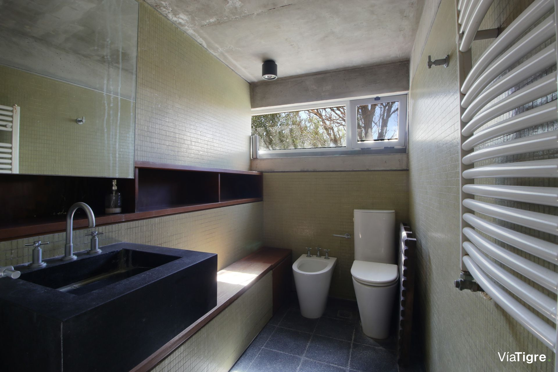 Venta casa al agua, diseño único, estilo Moderno