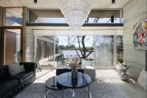 Venta casa al agua, diseño único, estilo Moderno