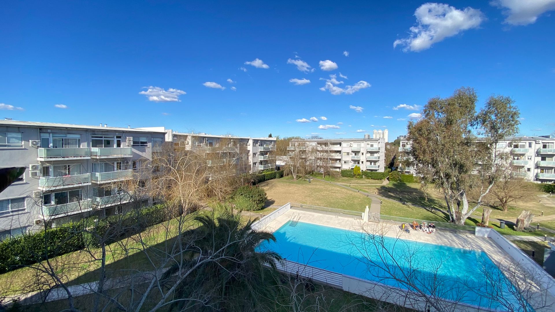 Departamento 4 ambientes en Alquiler La Mora Tigre