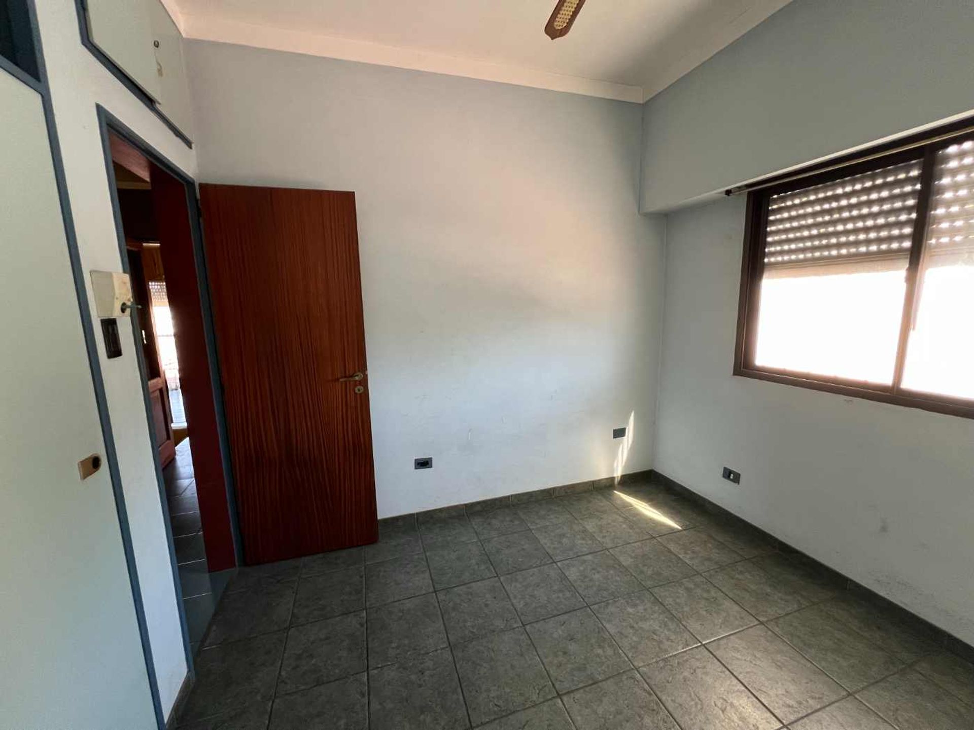 Venta Casa Lote Propio En Boulogne Con Jardin