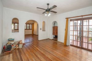 3-room house with patio and garage for sale in Florida
