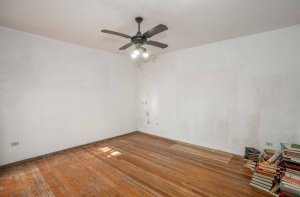 3-room house with patio and garage for sale in Florida