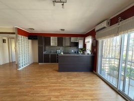 Departamento 2 amb. con Balcón, Cochera y baulera