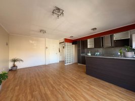 Departamento 2 amb. con Balcón, Cochera y baulera