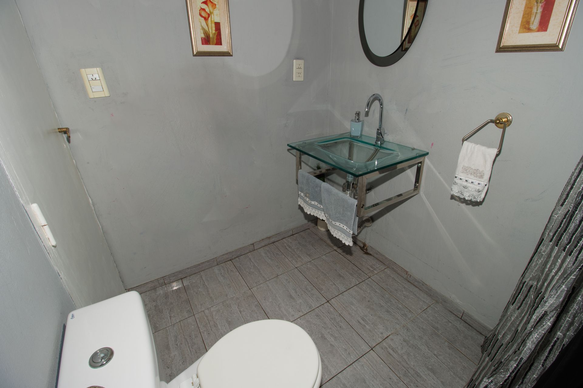 casa venta en Carapachay 5 amb. PERMUTA