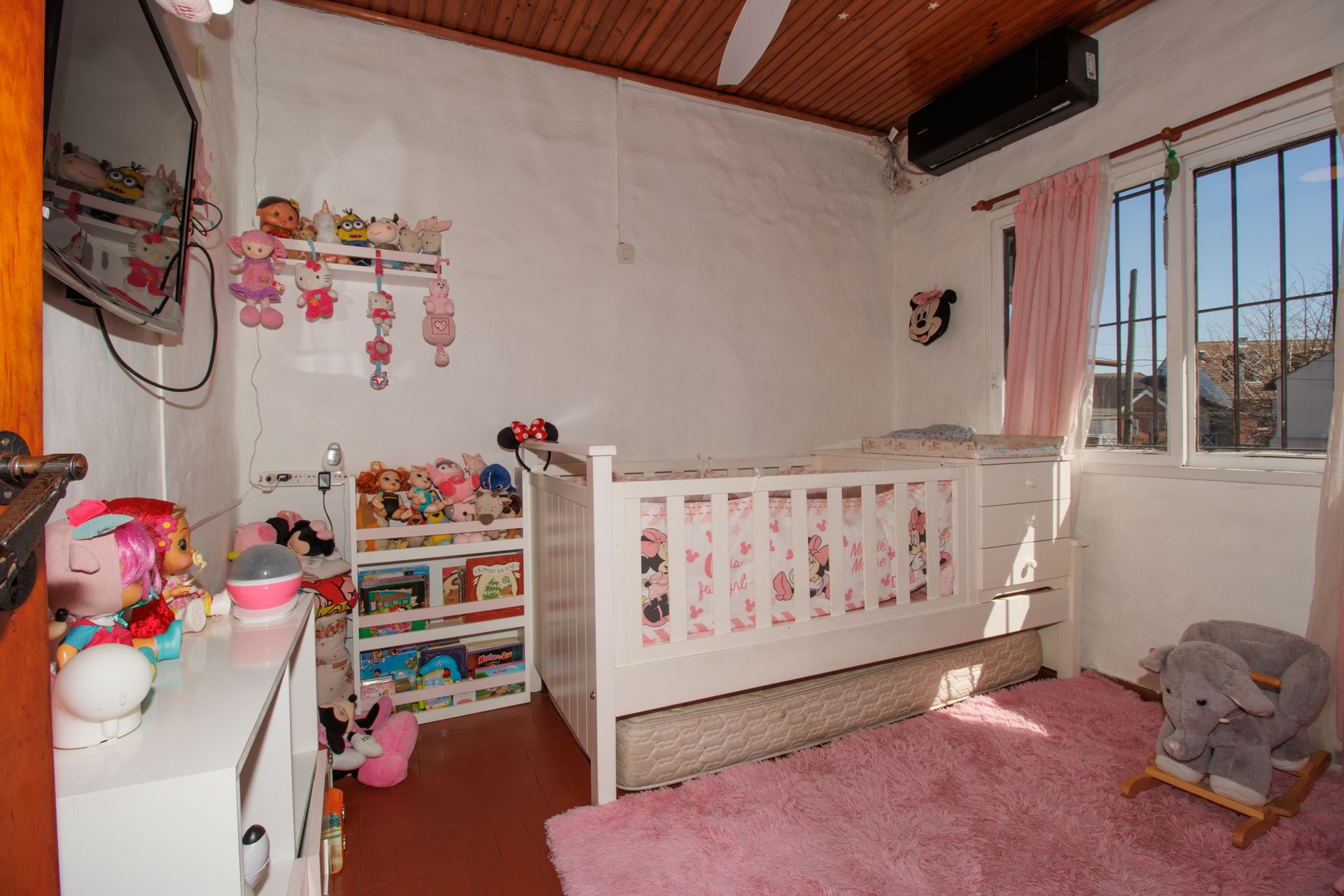casa venta en Carapachay 5 amb. PERMUTA
