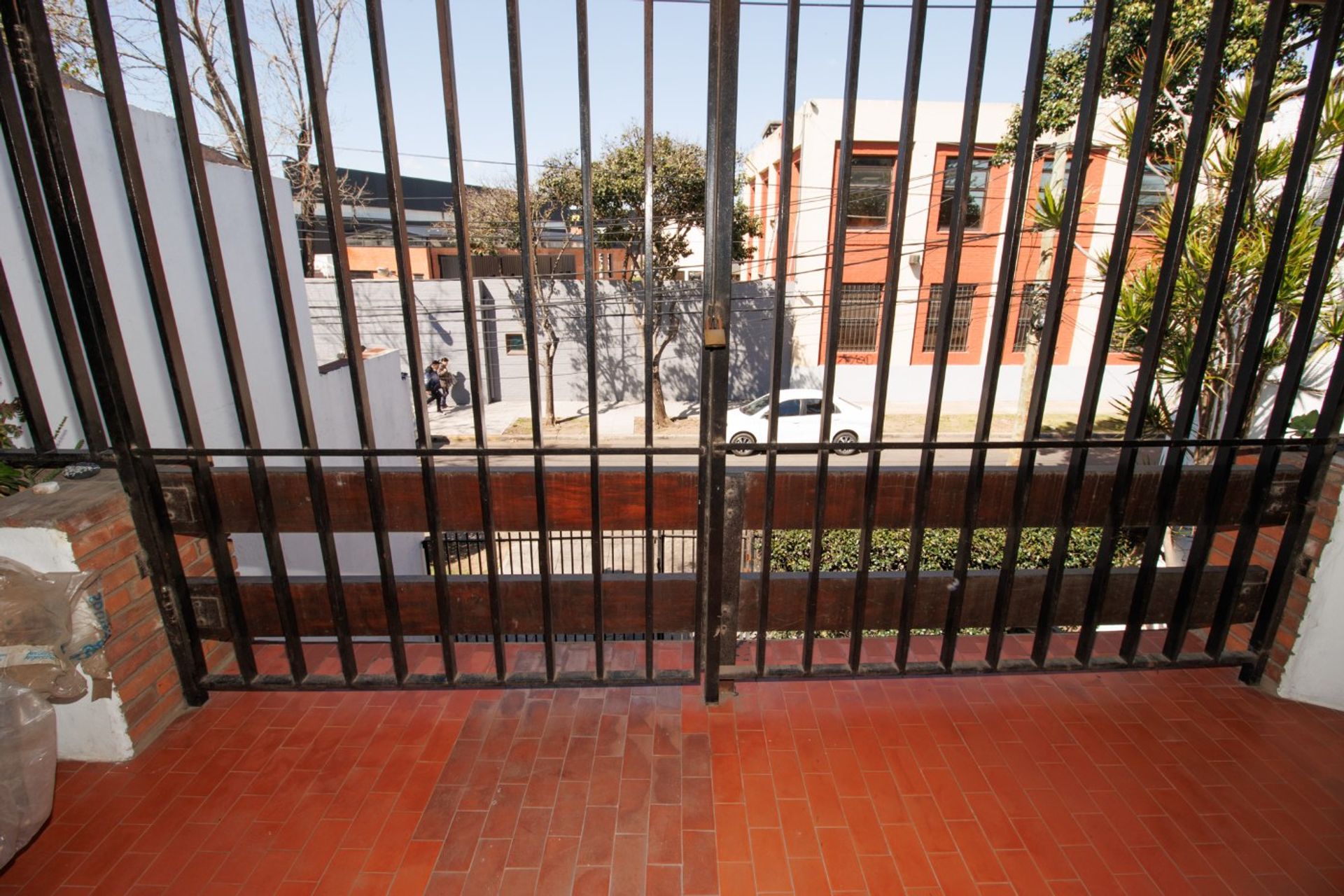 casa venta en Carapachay 5 amb. PERMUTA