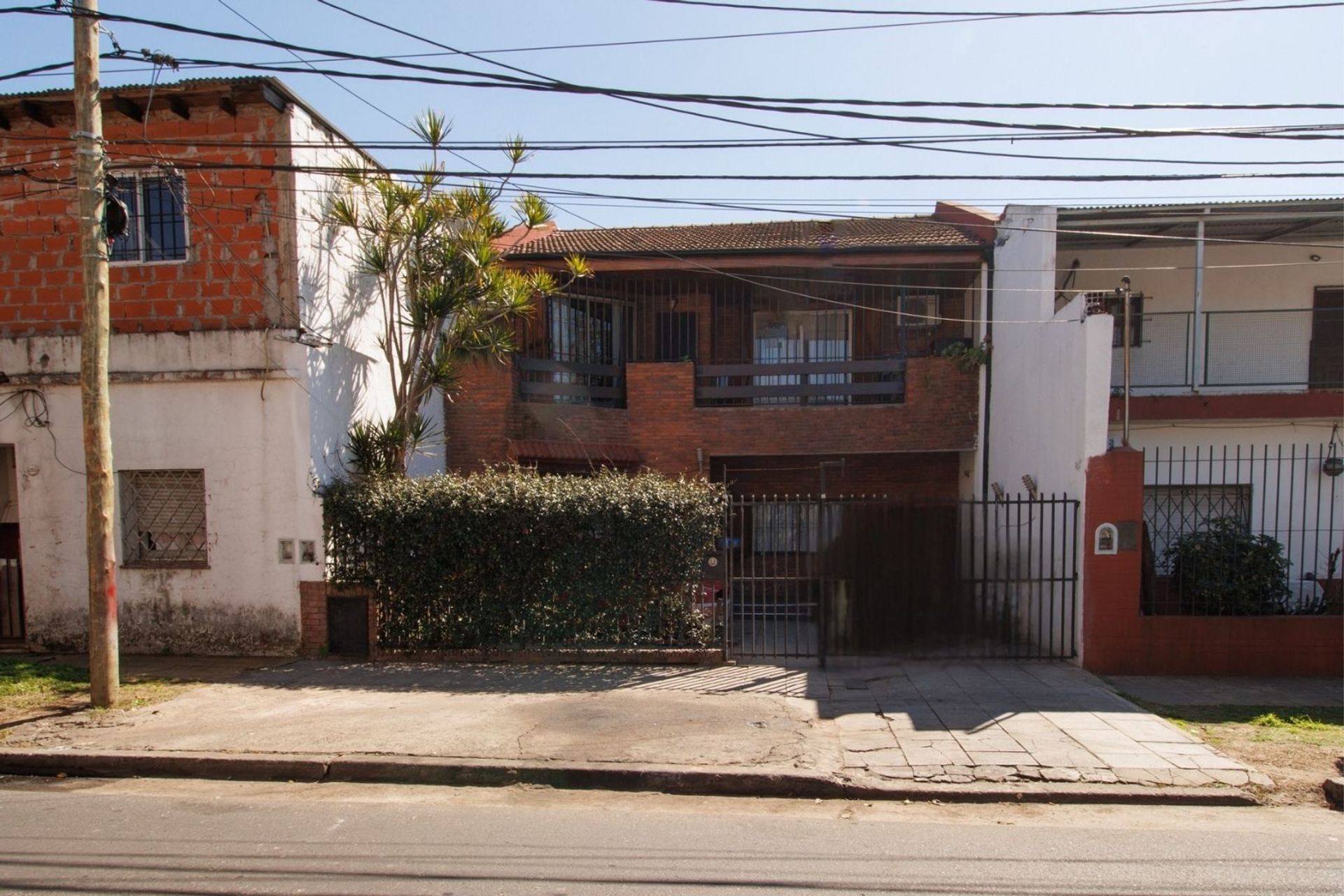 casa venta en Carapachay 5 amb. PERMUTA