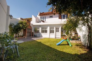 Venta casa en Carapachay 5 amb. PERMUTA