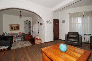 Venta casa en Carapachay 5 amb. PERMUTA