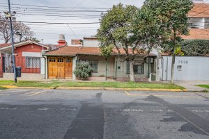Venta casa 4 amb Escritorio Playroom Olivos