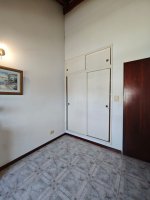Venta Dúplex tipo casa con jardín y quincho.
