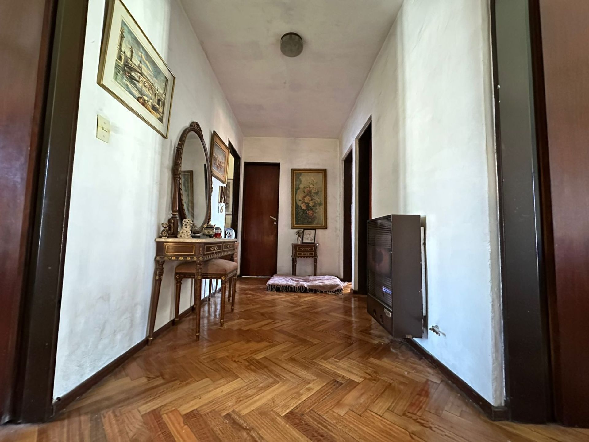 CASA en VENTA en SAN ISIDRO-7amb JARDIN COCHERA