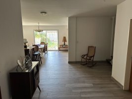 CASA en VENTA en SAN ISIDRO-7amb JARDIN COCHERA