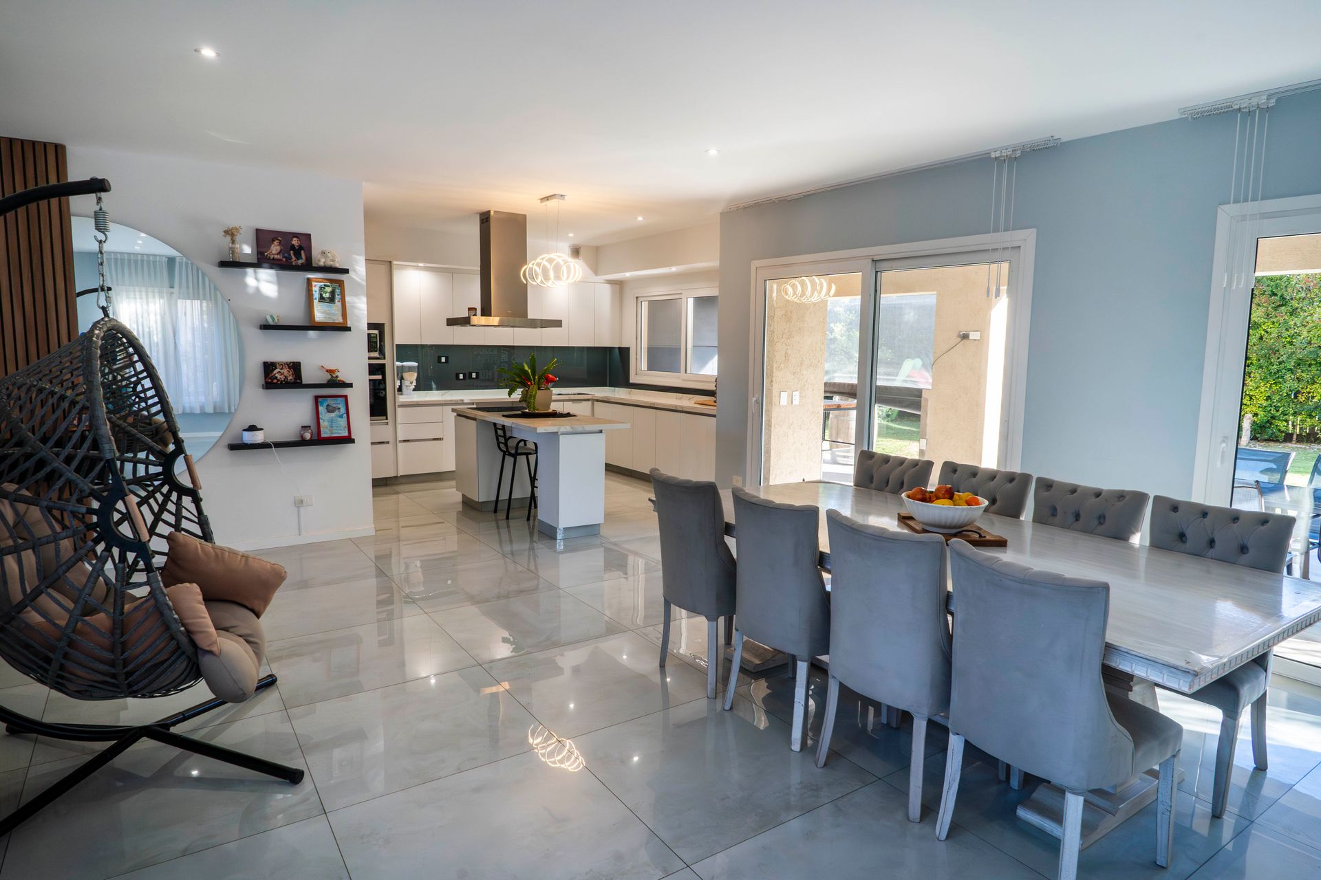 Casa En Venta Alvear De Benavidez 4 Dorm Pileta