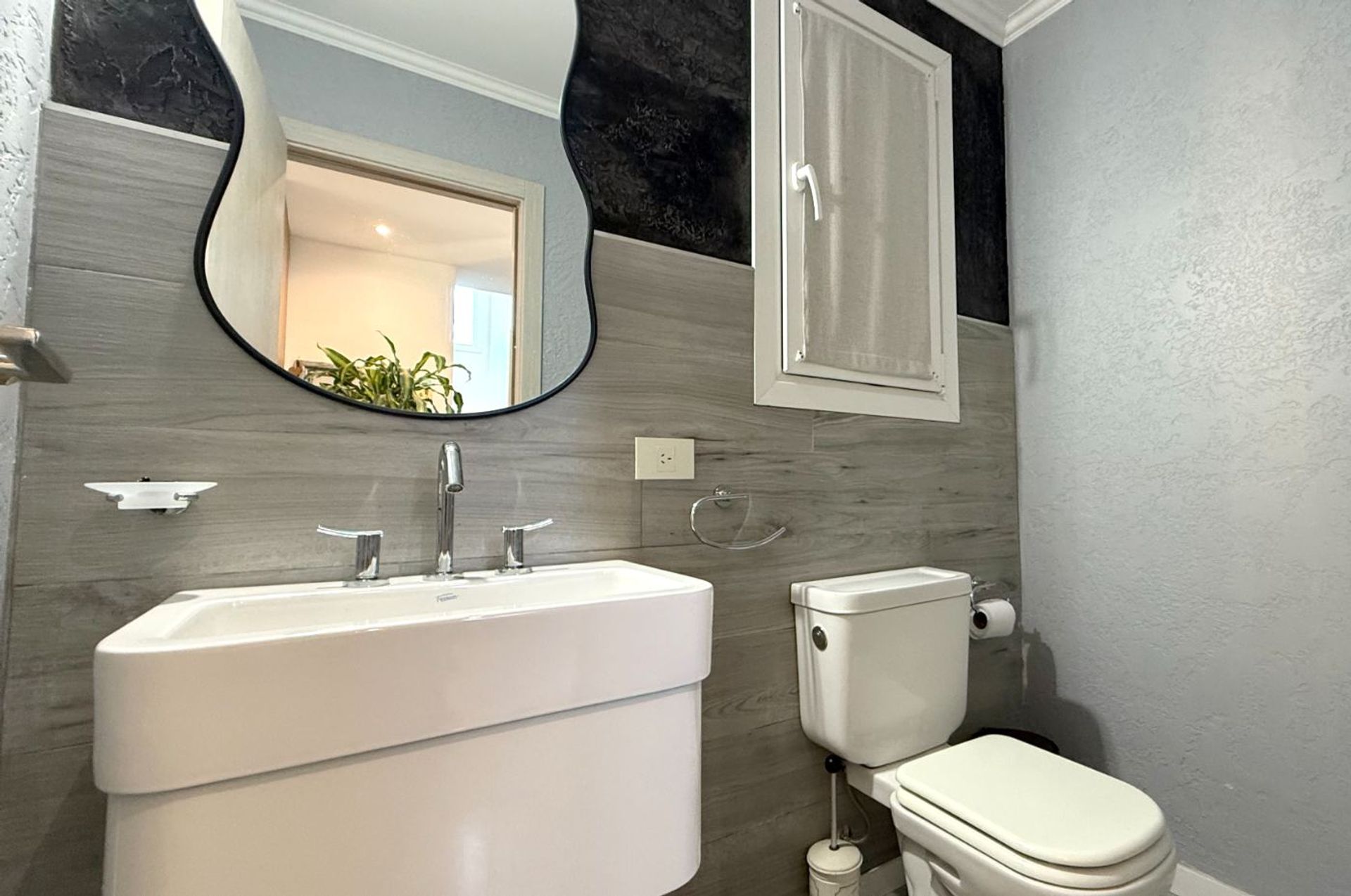 Casa En Venta Alvear De Benavidez 4 Dorm Pileta