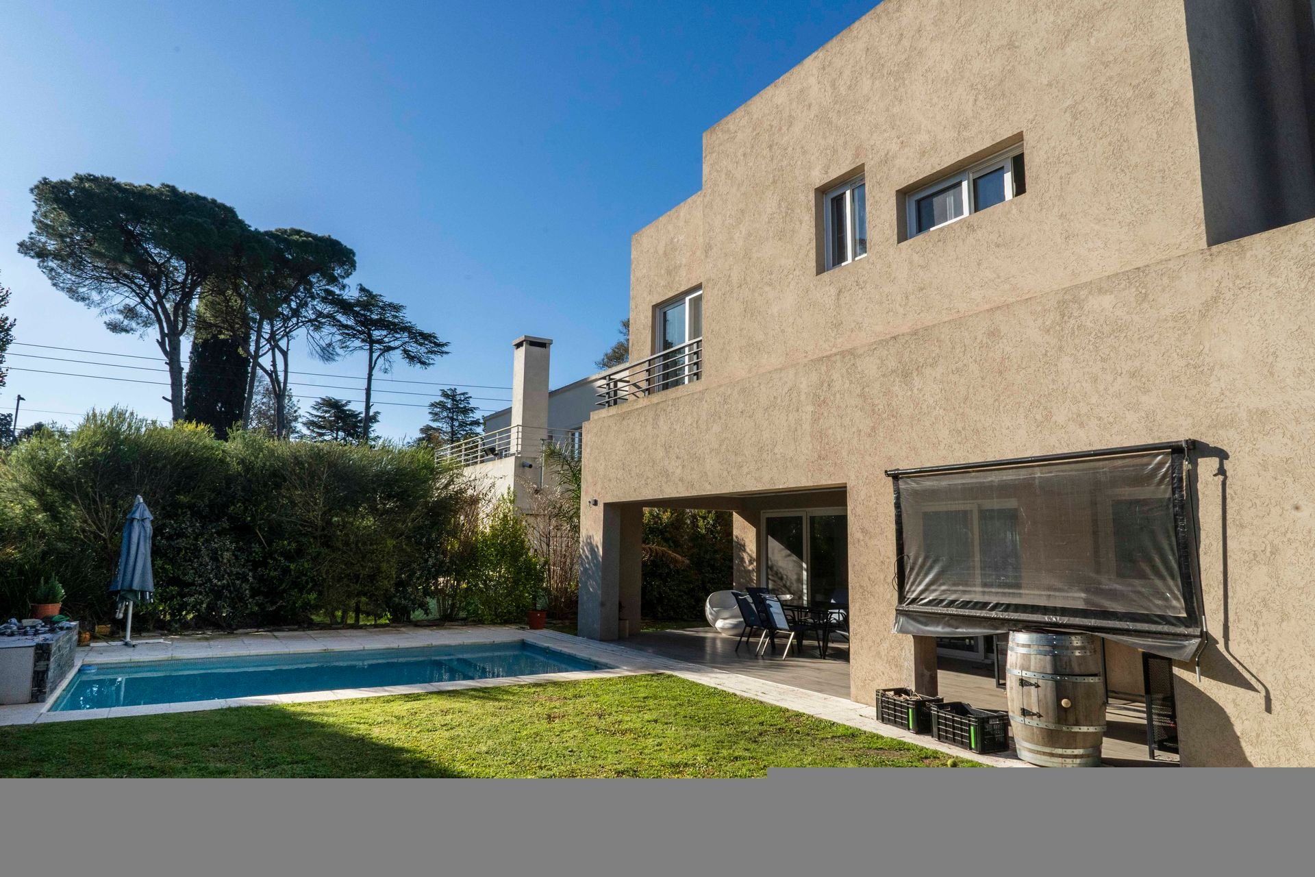 Casa En Venta Alvear De Benavidez 4 Dorm Pileta