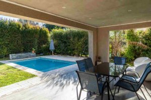 Casa En Venta Alvear De Benavidez Moderna Pileta