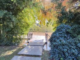 House for sale in Canal del Este with Airbnb project