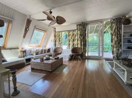 House for sale in Canal del Este with Airbnb project