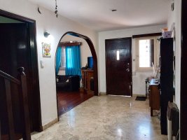 Boulogne 5 Sale – 5 rooms, park, barbecue area, and pool