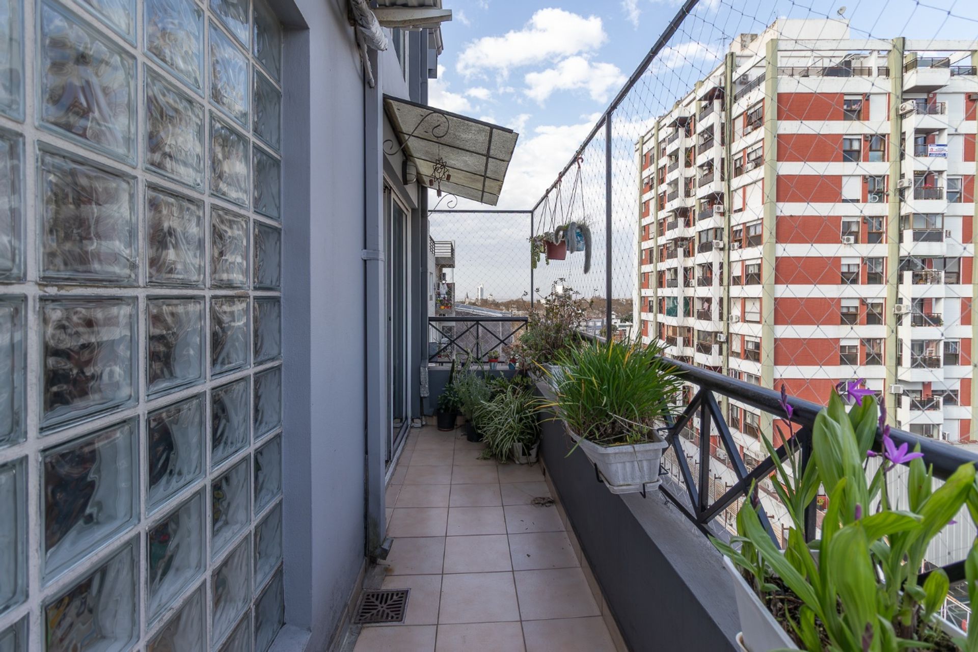 Departamento tipo Dúplex 3 ambientes con cochera