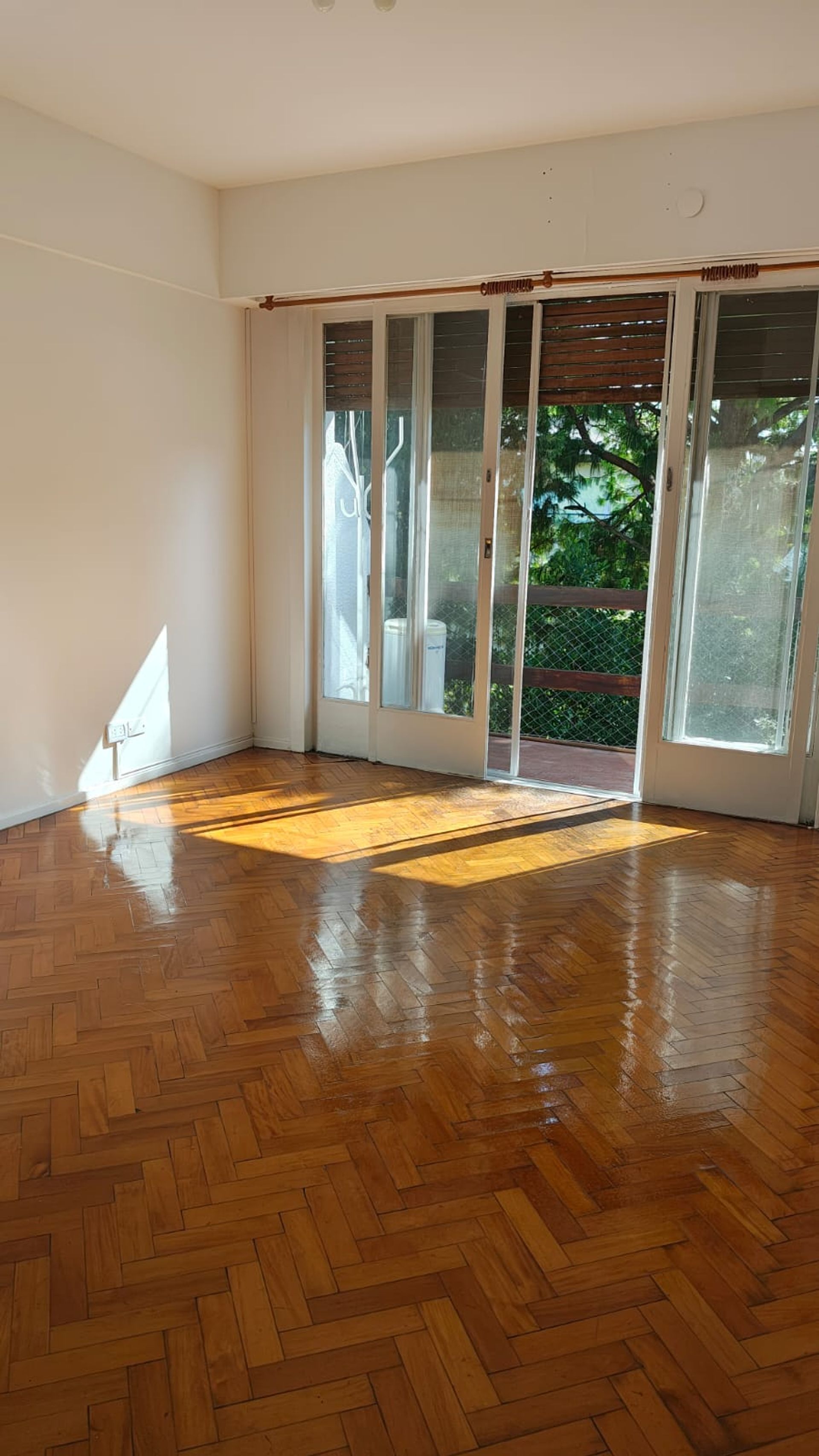 Departamento en venta de 2 ambientes en Martinez