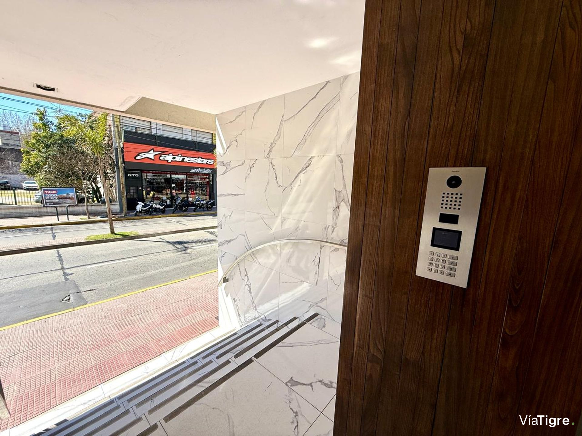 VENTA Departamento 2 ambientes balcón Tigre