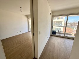 VENTA departamento 2 ambientes con balcón Tigre