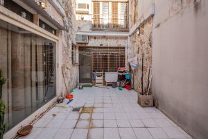 House for Sale, 4 Rooms, San Isidro - Exchange