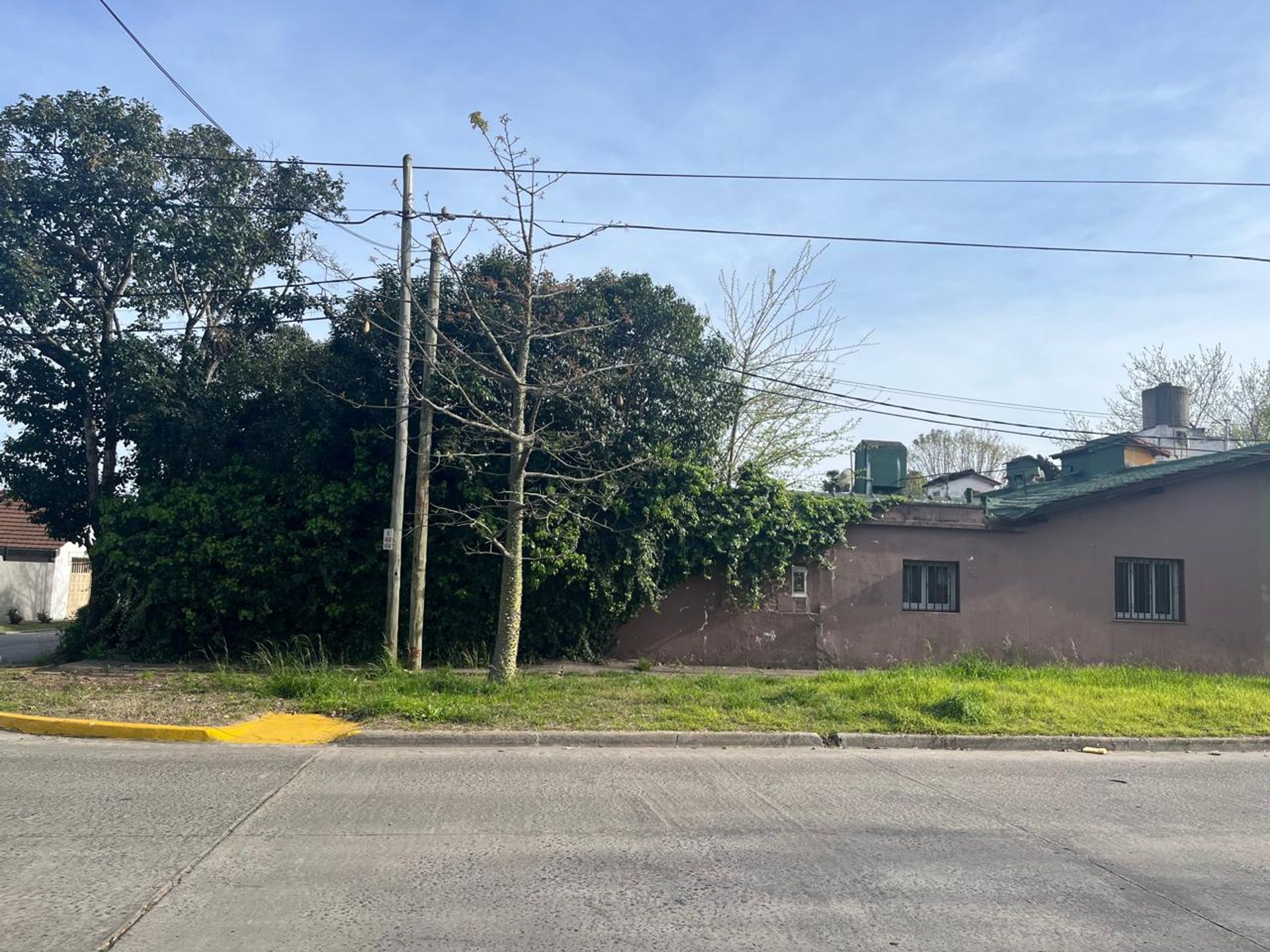 House for sale in Don Torcuato, 4 rooms to renovate