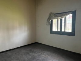Casa venta Don Torcuato 4 ambientes a reciclar