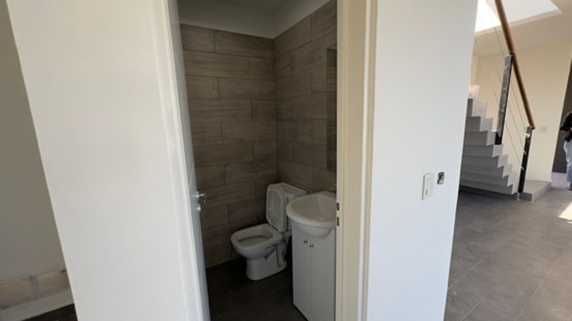 Alquiler de casa 4 ambientes c/amarra B. El Canal