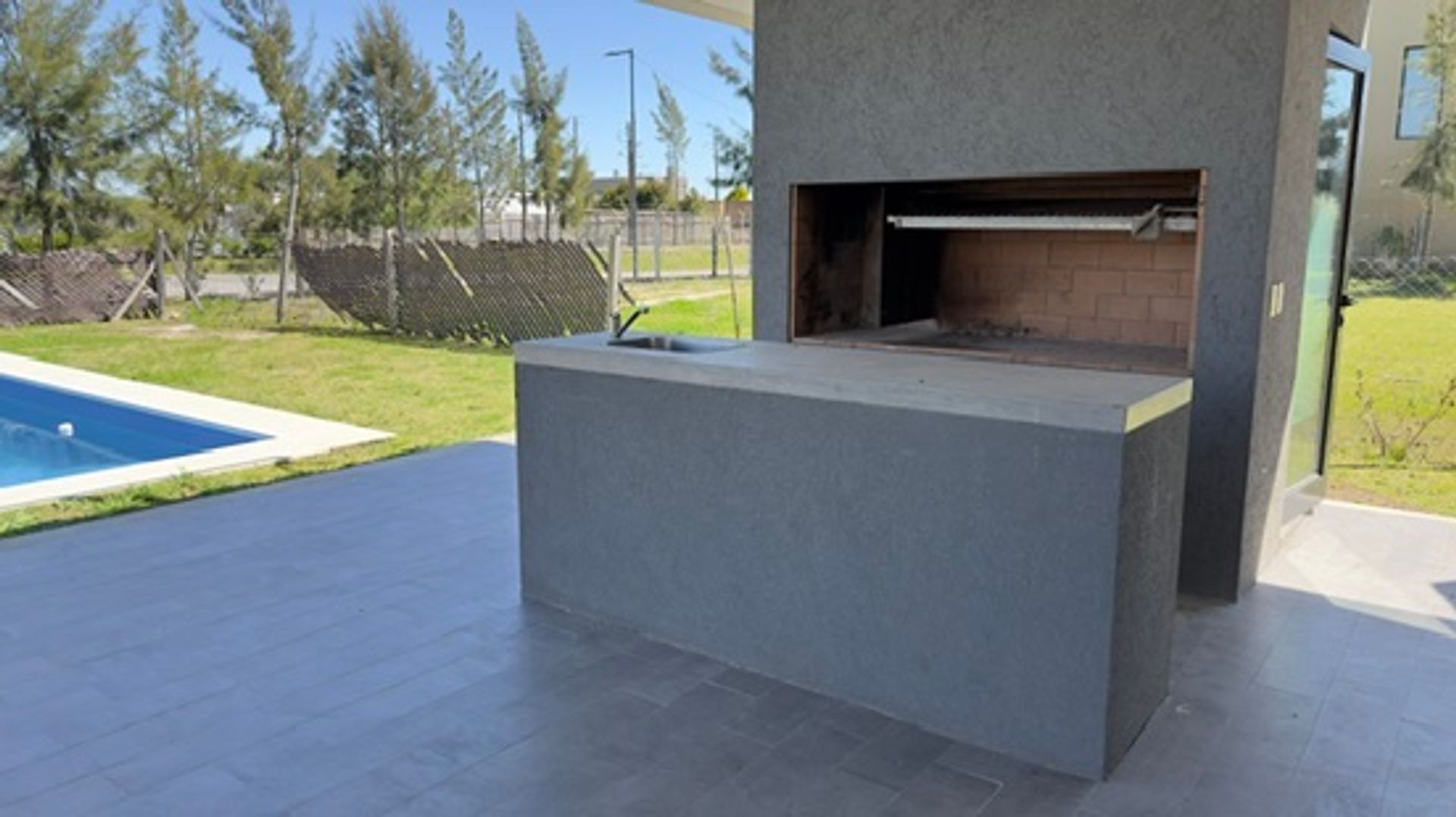 Alquiler de casa 4 ambientes c/amarra B. El Canal