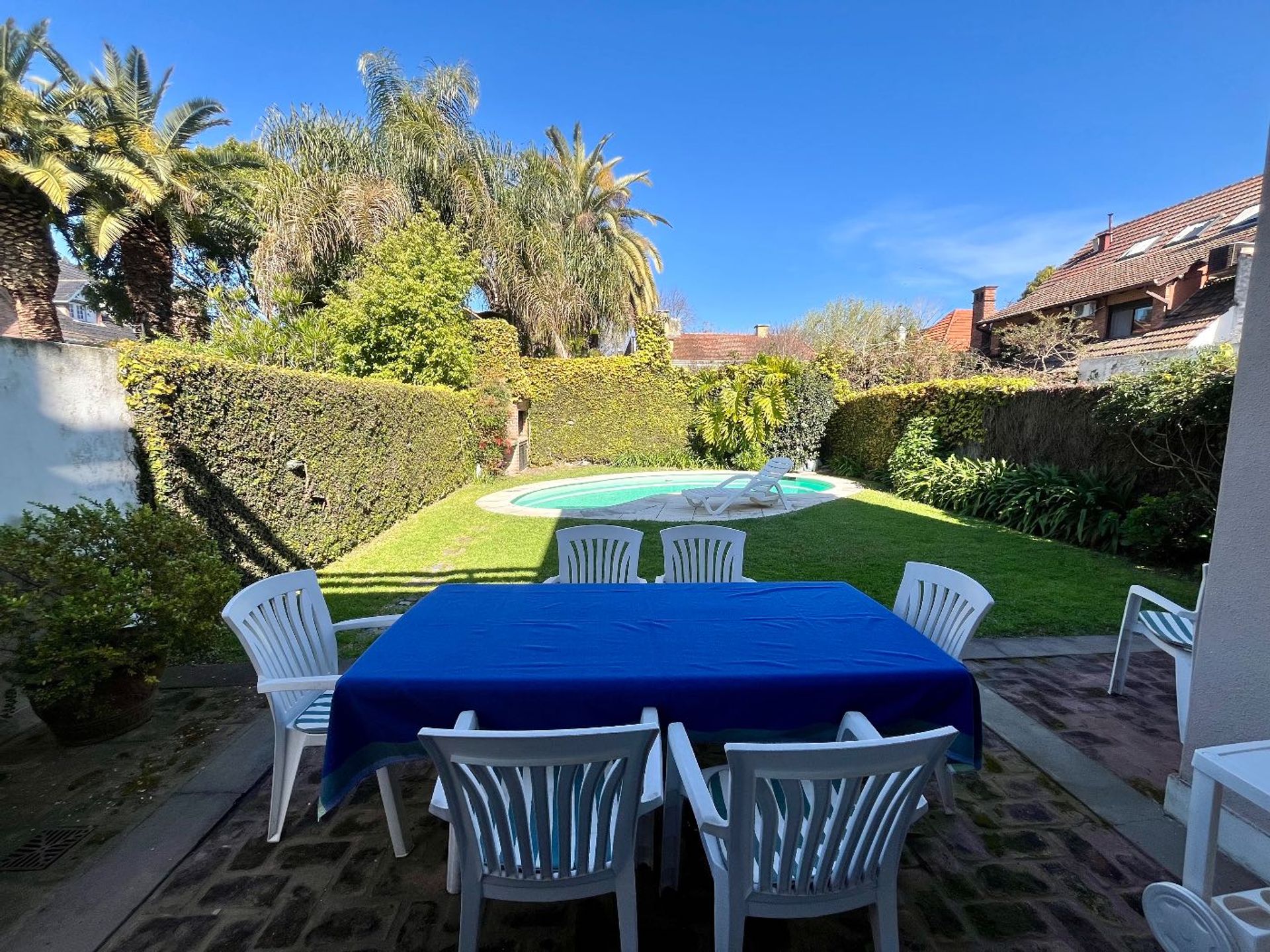 Casa en venta en Martinez 7 ambientes jardin
