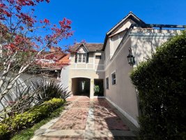 Casa en venta en Martinez 7 ambientes jardin