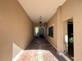 Casa en venta en Martinez 7 ambientes jardin