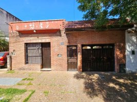 House for Sale Florida West – 6 rooms, garage, patio