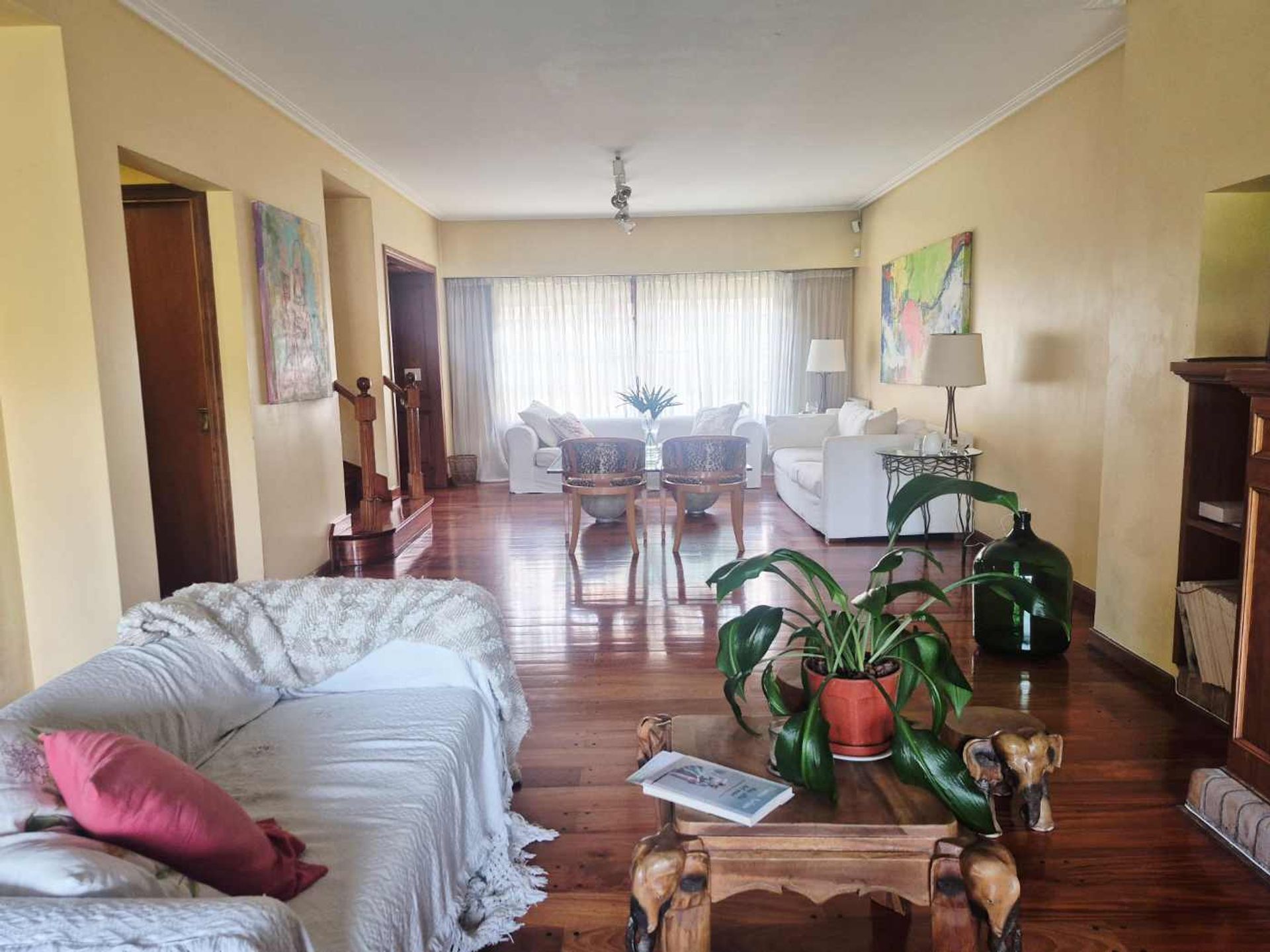 Casa en venta en Acassuso 5 amb dependencia