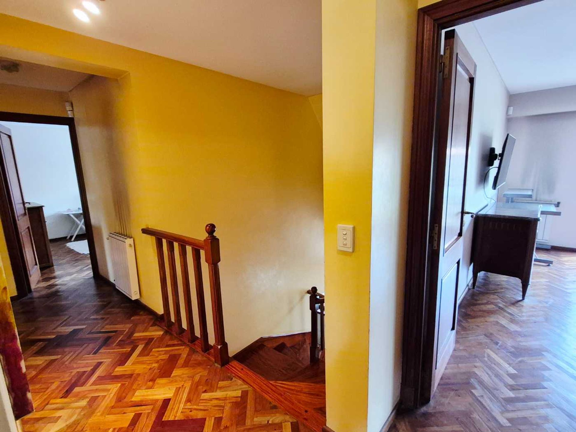 Casa en venta en Acassuso 5 amb dependencia