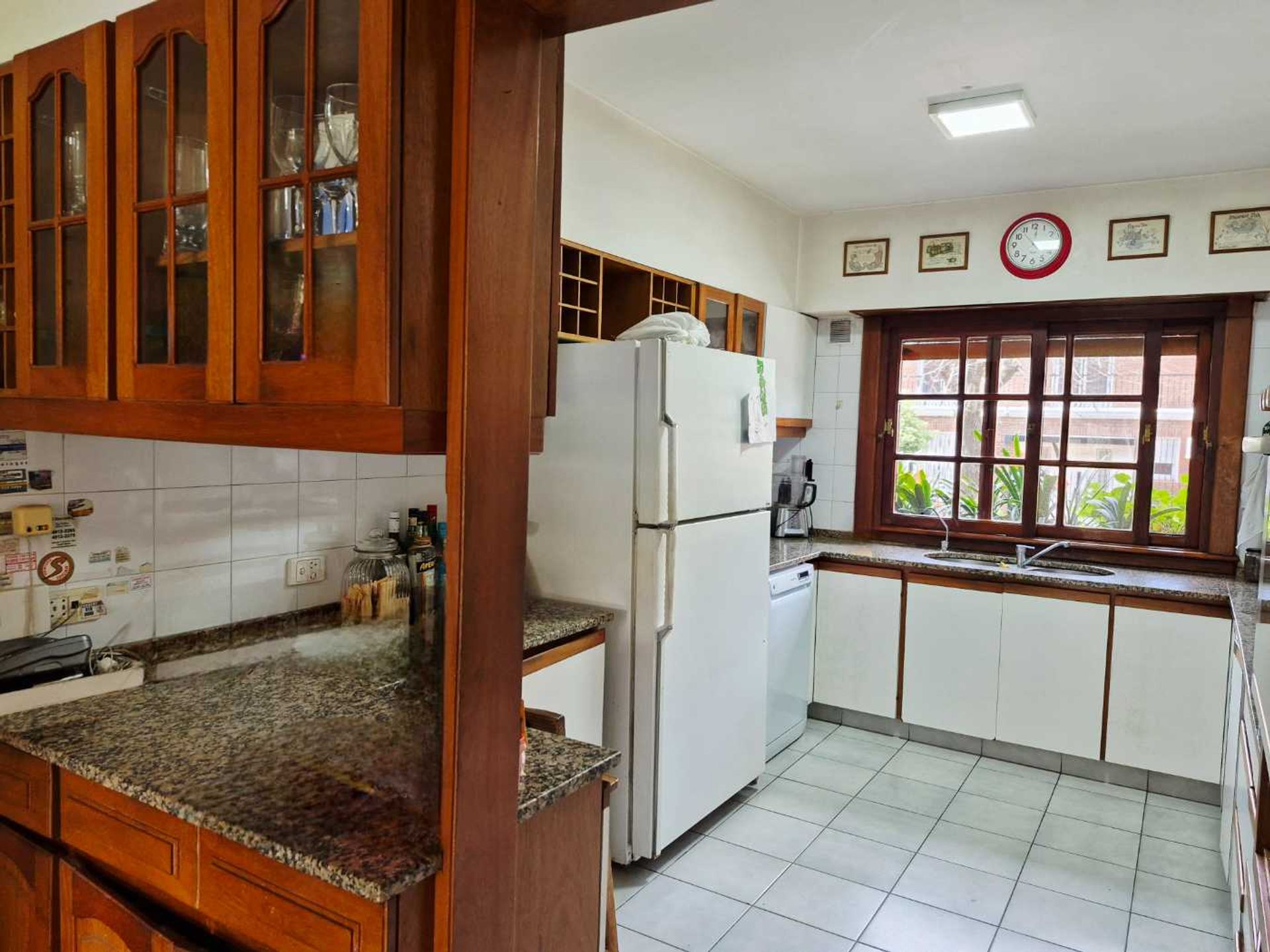 Casa en venta en Acassuso 5 amb dependencia